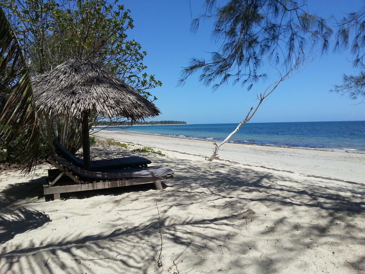 The Beach Crab Resort Pangani Bagian luar foto